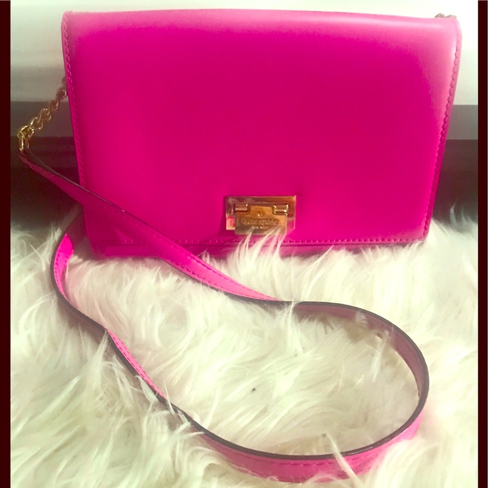 Barely used KATE SPADE crossbody bag!